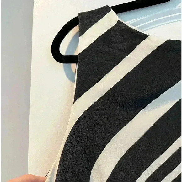 ~Liz Claiborne~ Dress - Size 12 - Picture 3 of 5